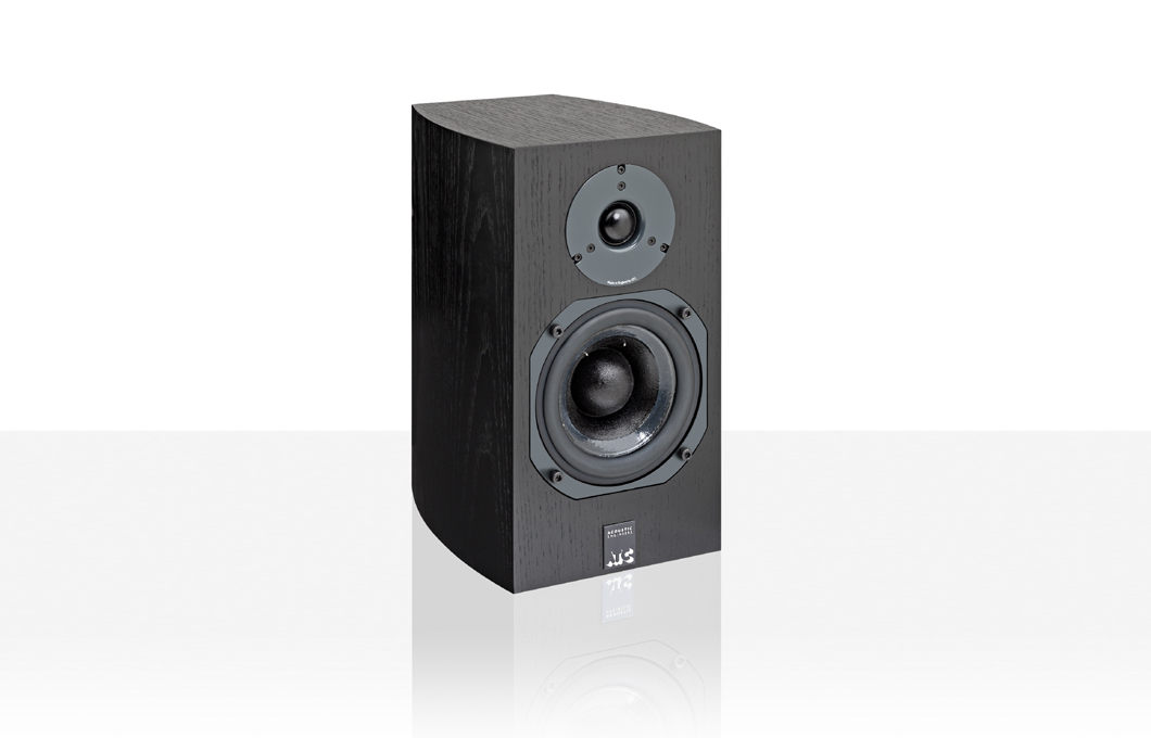 Review SCM7 in Hi-Fi Pig