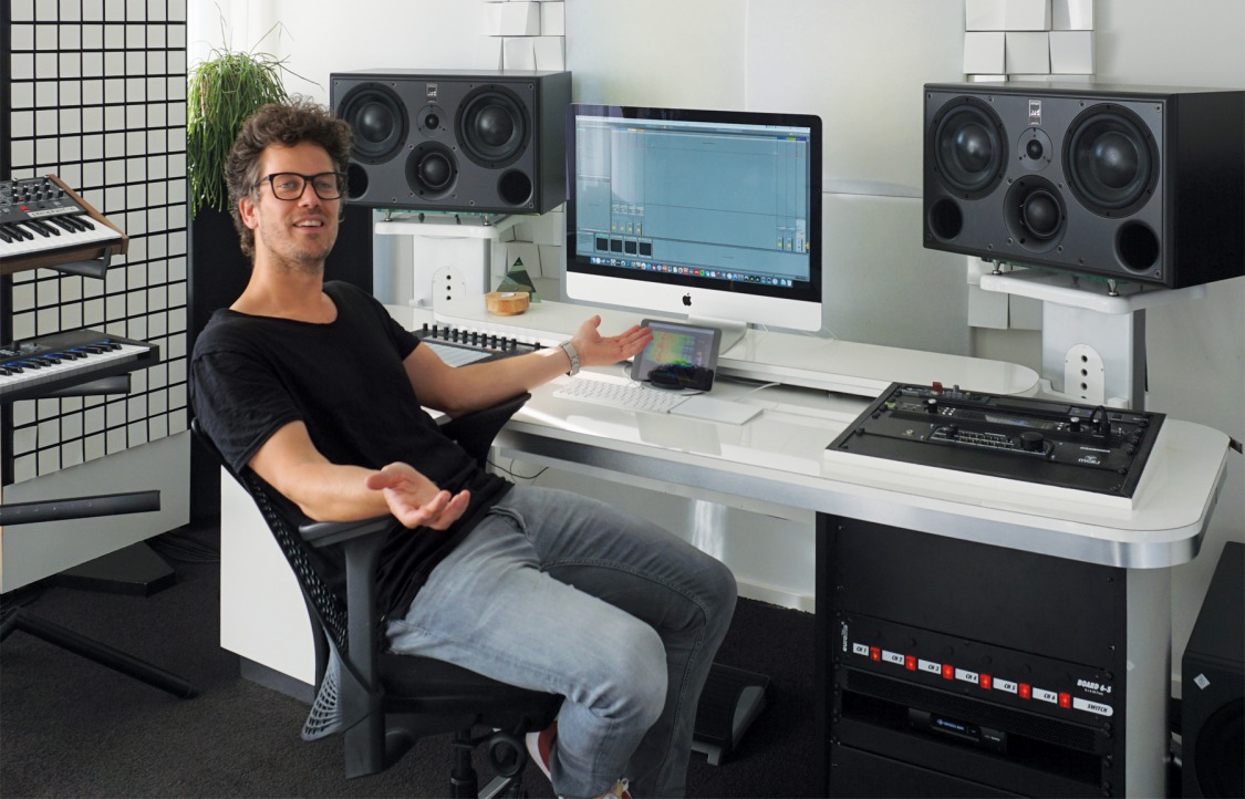 3FM DJ Paul Rabbering kiest voor SCM45A Pro