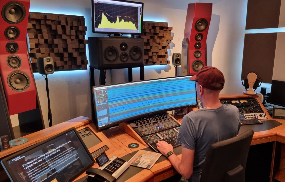 Arjan Rietvink neemt PSI Audio C214 in gebruik